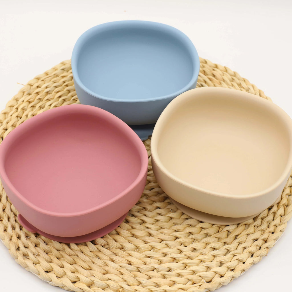 9pcs baby silicone tableware set, bib, dining plate, bowl with suction cup, 2-in-1 water cup, snack cup, spoon and fork