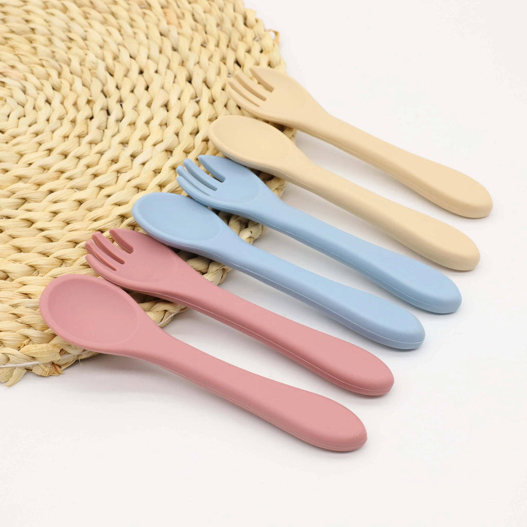 9pcs baby silicone tableware set, bib, dining plate, bowl with suction cup, 2-in-1 water cup, snack cup, spoon and fork